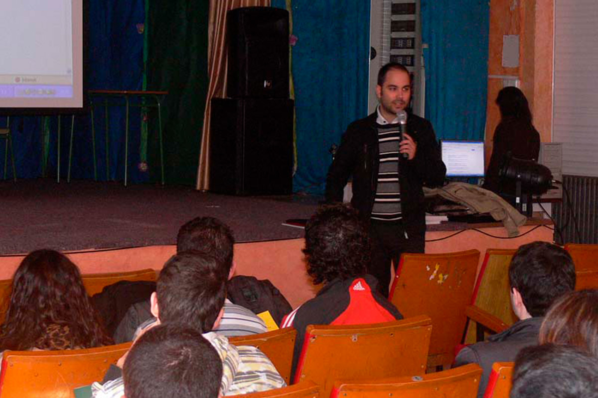 Charlas sobre sensibilización al emprendimiento