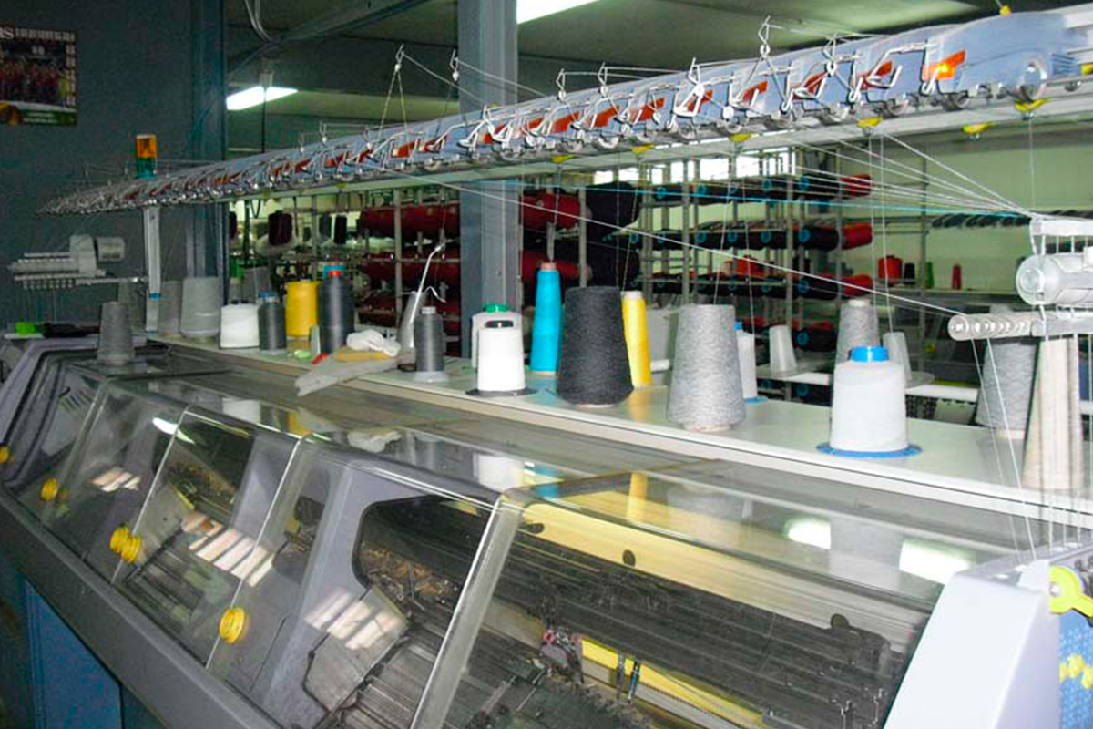 Visita a empresa de tejidos de punto Arcomalla