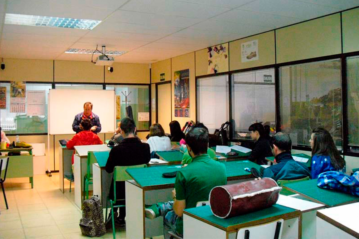 Charla sobre pisos, suelas y tacones