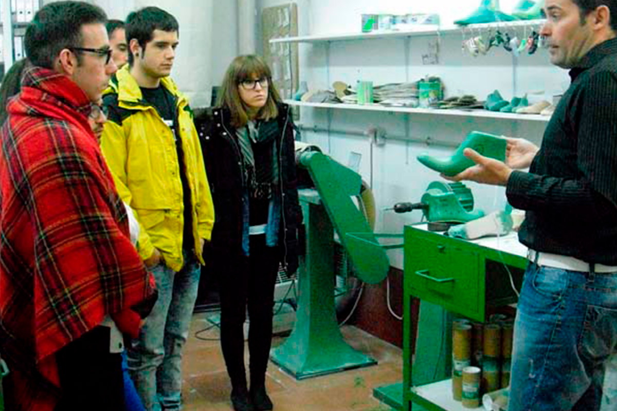 Visita a la empresa arnedana de hormas "SIFAC"