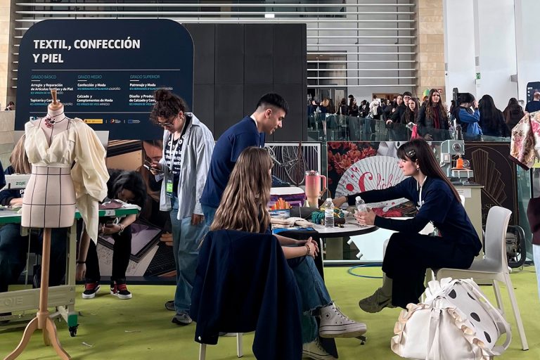 La Feria de FP del Rioja Forum acerca a los jóvenes la oferta educativa de La Rioja