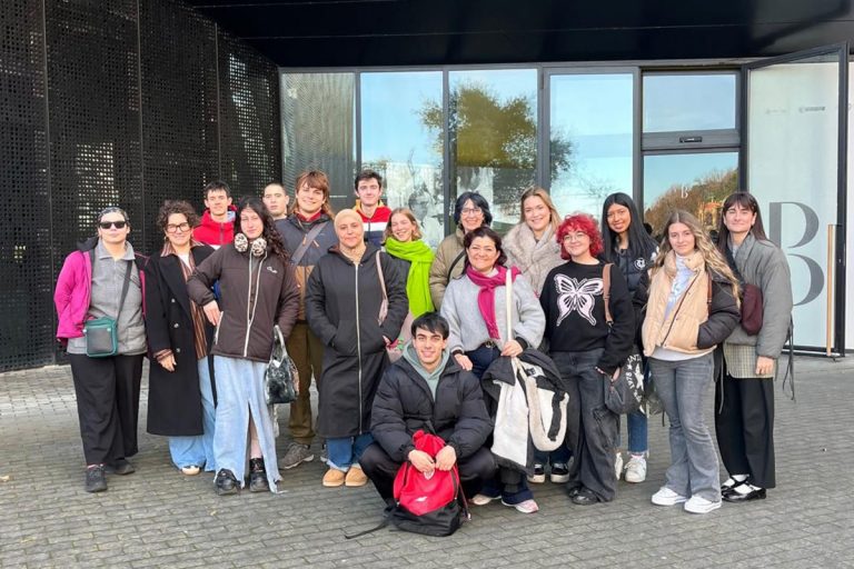 Viaje a Getaria para descubrir el legado de Balenciaga en las convivencias creativas de FP de Calzado y Complementos